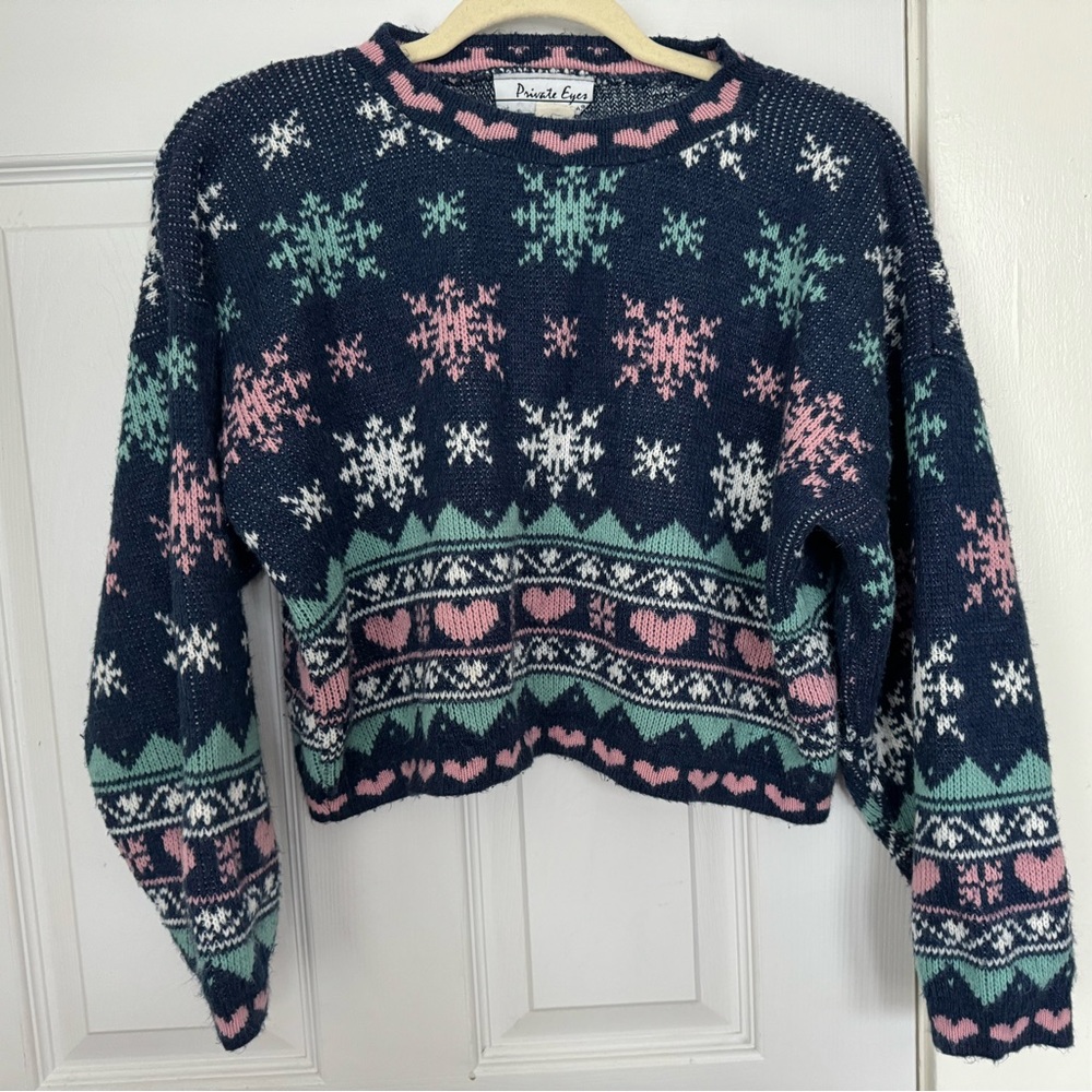 Vintage Private Eyes cropped Snowflake and Hearts Sweater Small